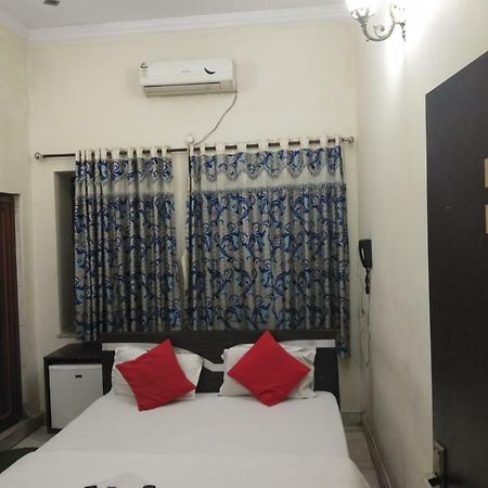 Raviz Inn Calcutta Extérieur photo